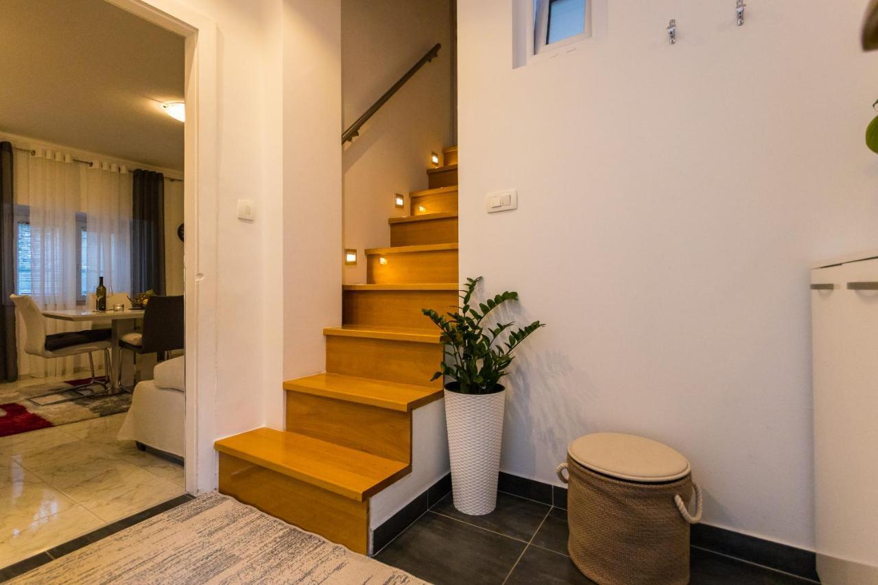 Apartment Vitturina Kaštela エクステリア 写真