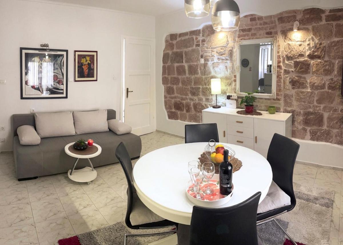 Apartment Vitturina Kaštela エクステリア 写真